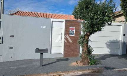 Casa com 3 dormitórios à venda por R$550.000 - Palmital - Marilia/SP