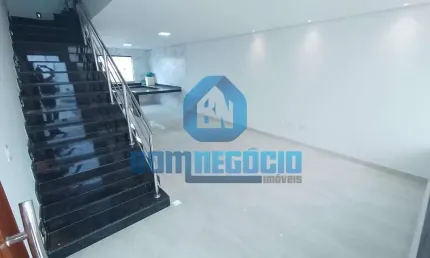 Casa Duplex à venda 120m² de área construída, CASTANHEIRAS, GOVERNADOR VALADARES