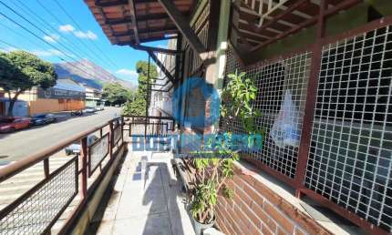 Casa com 2 dormitórios e ponto comercial, VILA BRETAS, GOVERNADOR VALADARES - MG