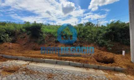 Terreno à venda no Centro, Governador Valadares 