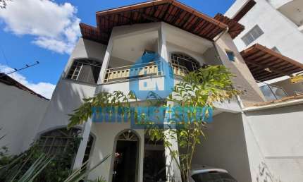 Excelente casa duplex à venda no Bairro JK 2, JK II, GOVERNADOR VALADARES - MG
