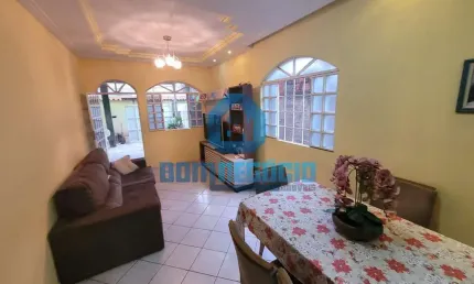 Casa com 6 dormitórios à venda,200.00 m , GOVERNADOR VALADARES - MG