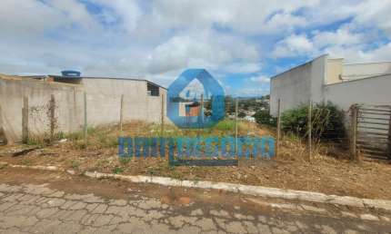 Lote à venda com ótima topografia e documentado, NO BAIRRO AZTECA, GOVERNADOR VALADARES - MG