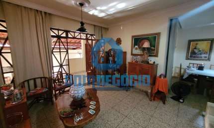 Casa com 7 dormitórios em lote inteiro à venda, BAIRRO GRÃ-DUQUESA, GOVERNADOR VALADARES - MG
