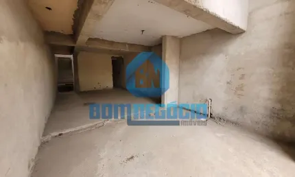 Casa em construção à venda com 3 quartos e 3 banheiros, SANTA RITA, GOVERNADOR VALADARES - MG