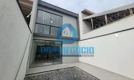 Casa com 2 dormitórios à venda, Parque Olímpico, GOVERNADOR VALADARES - MG