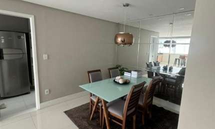 Apartamento a venda três quartos amplo na Vitória  Salvador Bahia