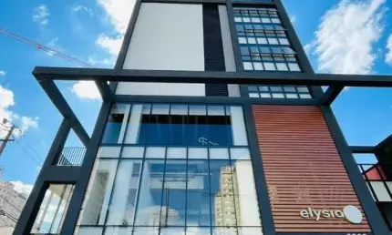 Apartamento com 2 quartos para alugar na Avenida Visconde de Guarapuava, 3000, Batel, Curitiba