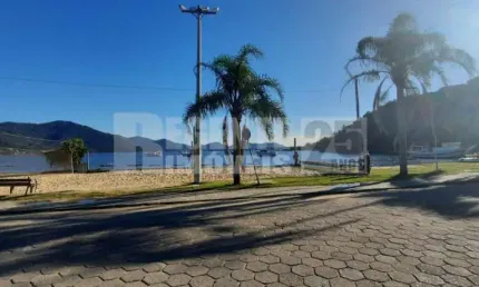 Terreno à venda no bairro lagoa da conceição em florianópolis