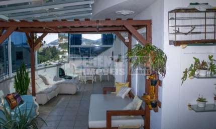Apartamento à venda no bairro Córrego Grande em Florianópolis
