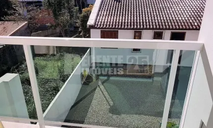 Casa com 3 quartos à venda no bairro Agronômica em Florianópolis