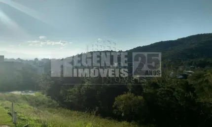 Terreno loteamento fechado à venda no bairro Itacorubi em Florianópolis