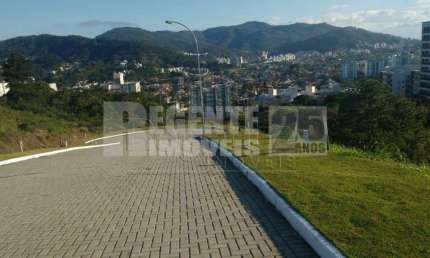 Terreno à venda na Rua Rodrigo Rampinelli Jeremias, 2386, Itacorubi, Florianópolis