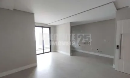 Apartamento à venda no bairro Trindade em Florianópolis