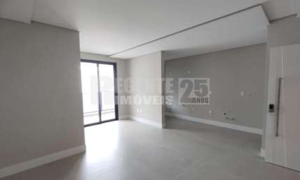Apartamento à venda no bairro Trindade em Florianópolis