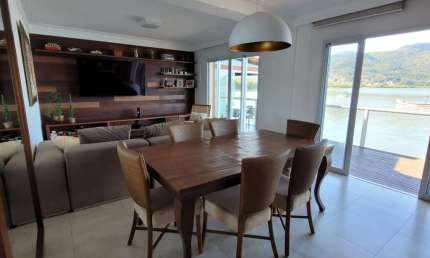 Casa pé na areia no bairro Saco dos Limões - Florianópolis