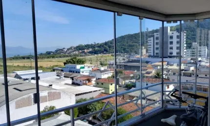 Apartamento à venda no bairro Saco dos Limões em Florianópolis