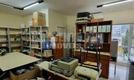 Salas comerciais à venda no bairro Trindade em Florianópolis