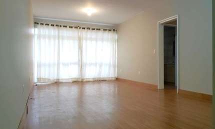 Amplo apartamento com vista mar na Beira Mar em Florianópolis.
