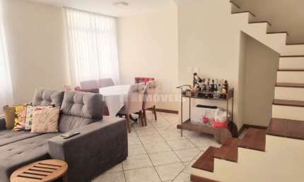 Cobertura duplex à venda no bairro Agronômica em Florianópolis