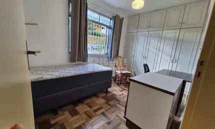 Apartamento à venda no bairro Trindade em Florianópolis