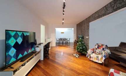 Apartamento á venda no bairro Agronômica em Florianópolis