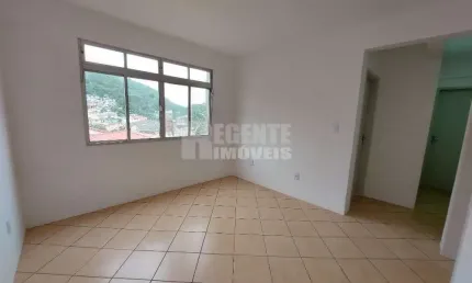 Apartamento à venda no bairro Trindade em Florianópolis