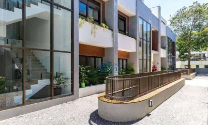 Casa com piscina privativa, pronta para morar - 4 suítes, 583m² - à venda no Alto da Boa Vista - Agende sua visita!!