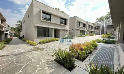 Casa com 4 suítes e jardim amplo, 823m² à venda na Chácara Santo Antônio - Agende sua visita!!