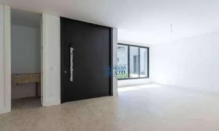 Casa em condomínio fechado com 4 suítes, jardim privativo, 849m² à venda - Agende sua visita!!
