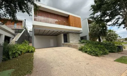Luxuosa residência em condomínio no alphaville dom pedro, campinas-sp: 4 quartos, 4 suítes, 3 salas, 5 banheiros, 4 vagas, 364,46m².
