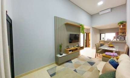 Imperdível Casa à Venda em Hortolândia-SP, Jardim São Sebastião: 3 Quartos, 1 Suíte, 2 Salas, 2 Banheiros, 2 Vagas, 100m².