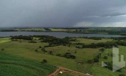 Imperdível: Sítio à venda em Arealva-SP, Zona Rural, 2 quartos, 2 salas, 1 banheiro, 2 vagas, 338.800m² por R$338.800,00