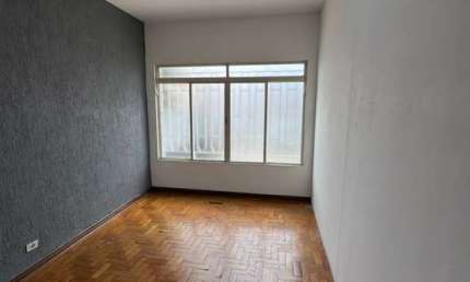 Casa Comercial à Venda ou Locação em Jacareí-SP, Parque Brasil: 3 Quartos, 2 Salas, 2 Banheiros, 3 Vagas, 140m²!