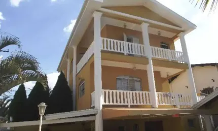 Oportunidade única: Casa em condomínio de luxo em Valinhos-SP, no Condomínio Residencial Terras do Caribe - 4 quartos, 2 suítes, 3 salas, 5 banheiros, 4 vagas, 302m².