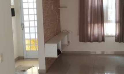 Excelente oportunidade: Casa em condomínio à venda em Hortolândia-SP, Jardim Interlagos! 3 quartos, sala, 2 vagas, 76m².