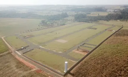 ? haras imperial??  unidades de chácara no haras imperial a partir de 450 m2   área entregue com: - água de poço artesiano. - ?energia elétrica. -