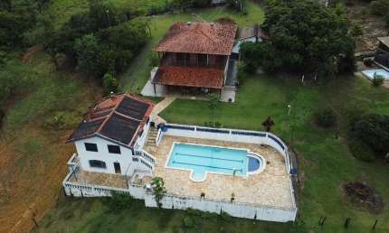 Oportunidade imperdível: Sitio de luxo com 4 quartos, 3 suites e mais de 175.450m² de área em Tatuí-SP!