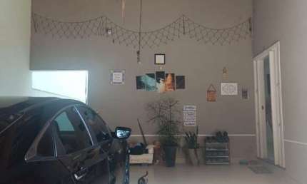 Imperdível! Casa de 3 quartos com suíte e 2 vagas de garagem no Jardim dos Calegaris, Paulínia-SP - 174m² de área.