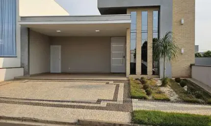 Casa em Condomínio de Alto Padrão em Hortolândia-SP, 3 Quartos, 1 Suíte, 2 Salas e 4 Vagas de Garagem!