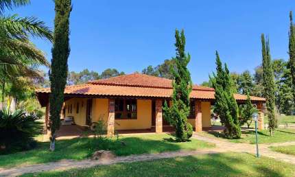 Imperdível: Sitio à venda em Área Rural de Itapetininga-SP, com 3 quartos, 1 suíte e mais!