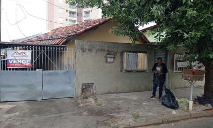 Imperdível oportunidade: Casa à venda na Vila Independência, Piracicaba-SP, com 4 quartos, 1 suíte e 200m² de área.