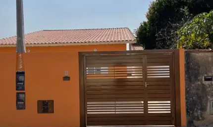 Imperdível oportunidade de adquirir casa à venda em Tatuí-SP, Residencial Astória - 2 quartos, 2 salas, 1 banheiro, 1 vaga - 63m².