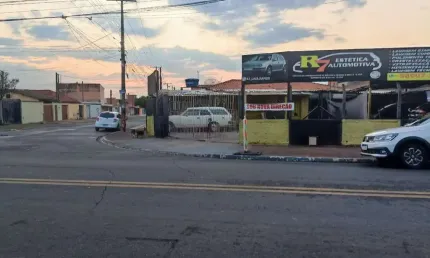 Oportunidade Única: Ponto Comercial à Venda em Sumaré-SP, Jardim Bom Retiro! 2 salas, 2 banheiros, 10 vagas de garagem, 60m²!