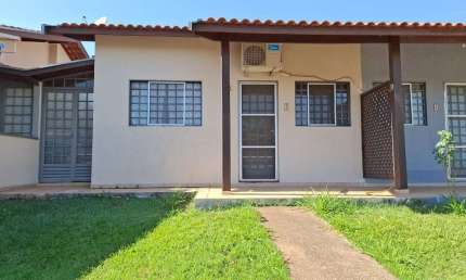 Casa em Condomínio na Estância Árvore da Vida, Sumaré-SP: 2 quartos, 1 suite, 2 salas, 2 banheiros, 1 vaga, 62m². Venha conferir!