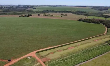 Fazenda de 1 quarto à venda na Área Rural de Itaí-SP: 1.210.000,00 m² de pura tranquilidade!
