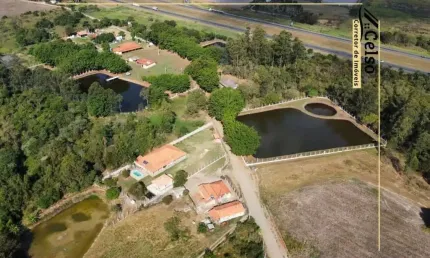 Oportunidade única: Sítio à venda em Quadra-SP, Zona Rural, 4 quartos, 1 suíte, 3 salas, 3 banheiros, 5 vagas, 250m².