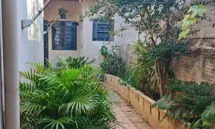 Imperdível oportunidade: Casa comercial à venda em Nova Paulínia-SP, com 3 quartos, 3 salas, 2 banheiros, 3 vagas de garagem e 180m².