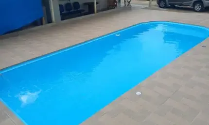 Chácara 6300m2 Casa 90m2, 2 quartos , sala, copa e cozinha caipira 2 banheiros, Pomar Piscina de 8x3,5, chácara tem sido alugada para fins de semana,