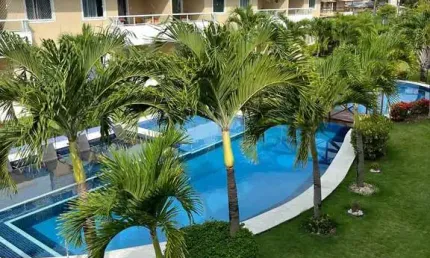 Apto Térreo 70m2 2 suítes + lavabo 70m2 1 vaga ?piscina adulto e infantil  ?área gourmet com churrasqueira  ?parquinho ?campo de grama Condomínio 750,